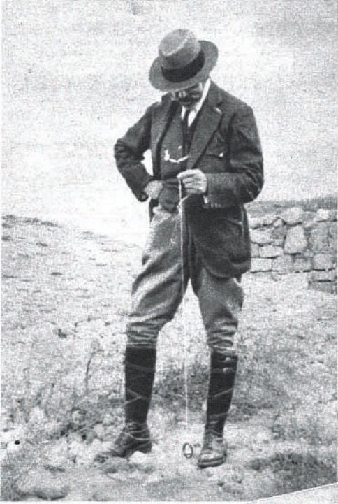 TurismoBur's tweet image. Este fin de semana, con motivo de la #NocheBlanca, @teatro_ronco volverá a dar vida al General Centeno en el @castillo_burgos y nosotras estaremos allí para contaros los secretos que esconde.. 
¿Preparados?
Entrada con invitación . Más info en /www.lanocheblancadeburgos.es