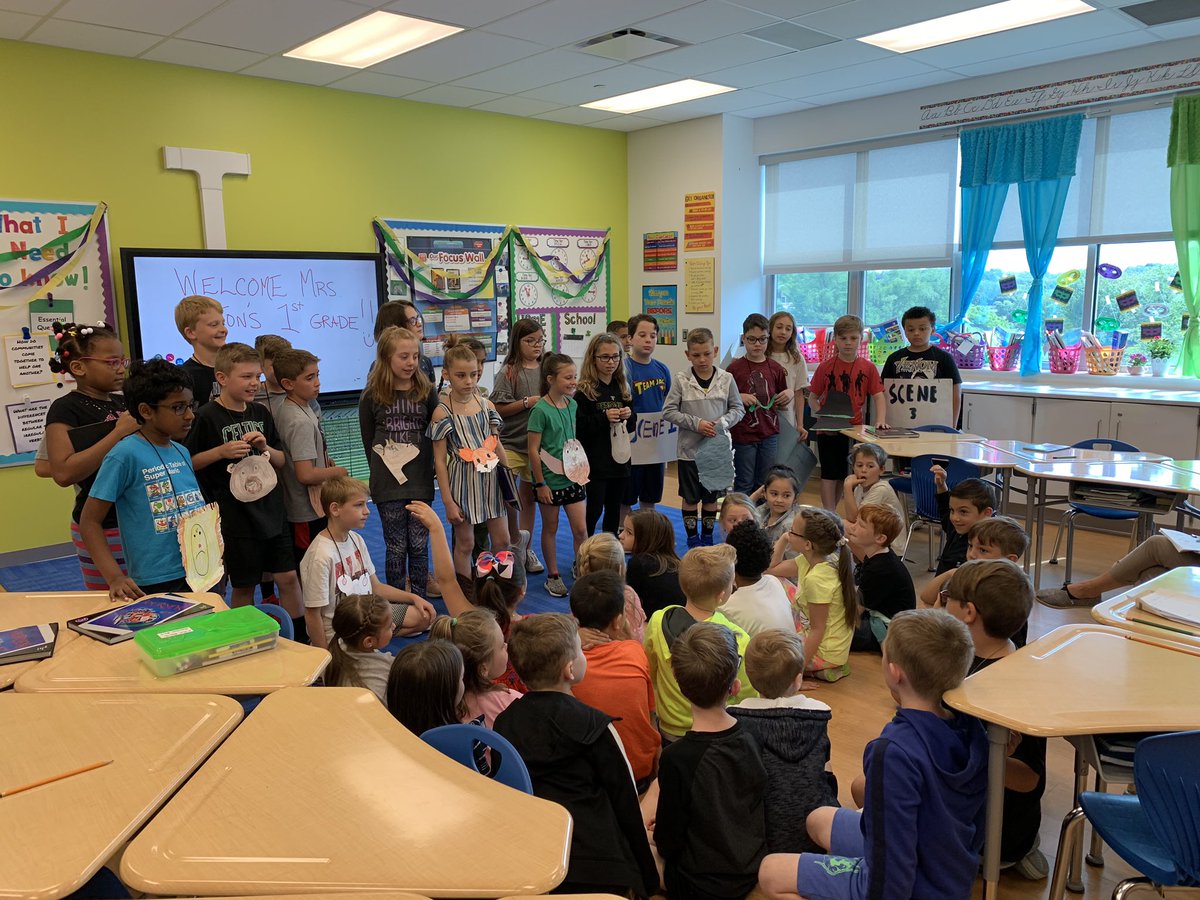 jasonburikmsd's tweet image. Great to see Mrs. Keaton’s first graders joining Ms. Jarosinki’s 3rd graders today!  #ClassPlay