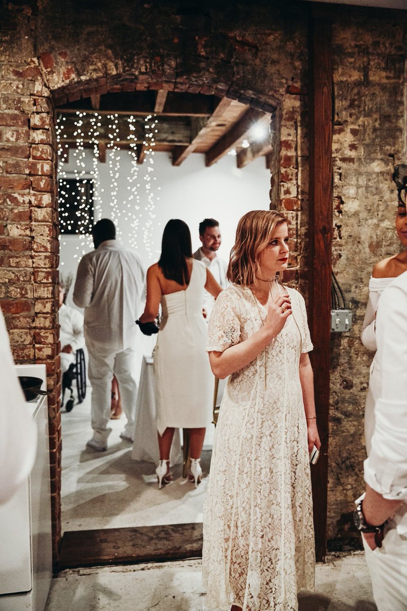 FranciasFormal's tweet photo. What happens when you set a dress code for the wedding and it isn't followed? These brides tell the tale: https://t.co/V1afVkcIWY https://t.co/fprAKItflA