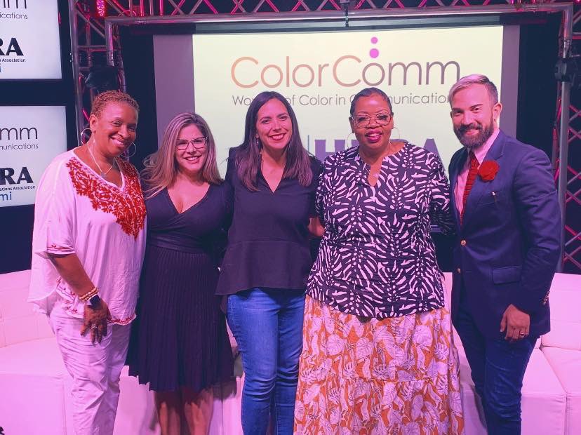 marcommmogul's tweet image. Our #ColorCommMIA event with #HPRAMiami was 🔥 Amazing turn out w/enriching conversation about the future of diversity&amp;amp;inclusion in the media. Thank you to our sponsors @dukeanddamewhiskey who provided us with the BOMB spirits and @coxmediagroup for the perfect venue!