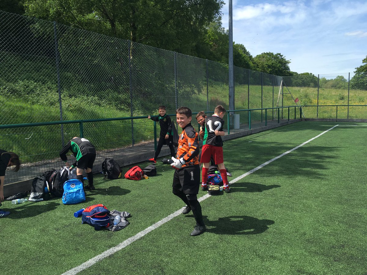 Mr Colwill (@cefnprimaryac) on Twitter photo What outstanding performances by all 11 players at today’s football tournament. To come away unbeaten, to score 13 goals and only concede one in 9 games is a superb achievement. <a href="/CefnPrimarySJW/">CFPS_MrsJayne-Willis</a> <a href="/cefnprimarysd/">CFPSMissDavies</a> <a href="/CefnPrimary/">Cefn Fforest Primary</a> What outstanding performances by all 11 players at today’s football tournament. To come away unbeaten, to score 13 goals and only concede one in 9 games is a superb achievement. <a href="/CefnPrimarySJW/">CFPS_MrsJayne-Willis</a> <a href="/cefnprimarysd/">CFPSMissDavies</a> <a href="/CefnPrimary/">Cefn Fforest Primary</a>