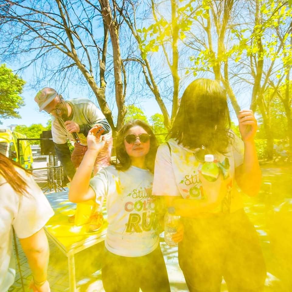 ColourLiverpool's tweet photo. Hey colour runners 🎉🌈

Here are some more photos from the 2019 Liverpool Student Colour Run

We hope you all had a great time ❤️💚💛

More coming soon to this account. You can find the full album on our facebook page fb/studentcolourrunliverpool

#studentcolour #run #liverpool https://t.co/aSukjhUVTp