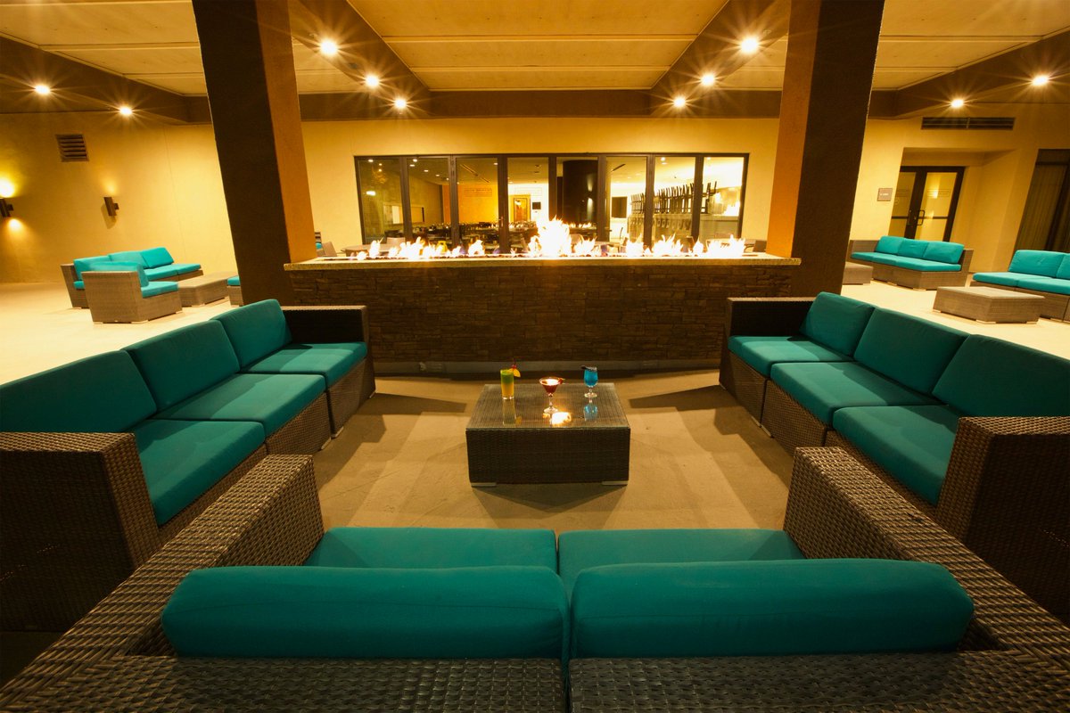 Who says you have to wait for the weekend to relax? Stay with us any day of the week because leisure has no off days at our beautiful #PalmSprings hotel!
✨😎 | HyattPalmSprings.com