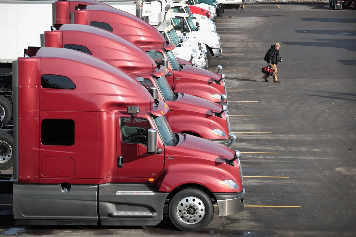 Nation_323's tweet photo. Once your order has been accepted, Dropoff’s up-to-the-minute ETAs will let you know when your driver is set to arrive for pick-up. We’ll also provide you with a photo of your delivery driver and their phone number, so you can contact them should any questions or issues arise. https://t.co/gTPnEO69FF