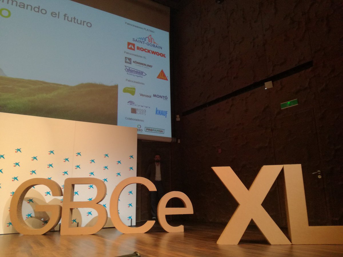 ¡Ya ha empezado #SostenibilidadXL de <a href="/GBCE/">Gorham Business</a> en <a href="/CaixaForum/">CaixaForum</a>, inaugurado por Bruno Sauer, director general de #GBCEs! En el encuentro participará <a href="/nicolasbermejop/">NICOLAS BERMEJO</a> de <a href="/ISOVERes/">Isover aislamiento</a>, abordando el tema de la sostenibilidad y su papel en el futuro de la construcción 🏗️