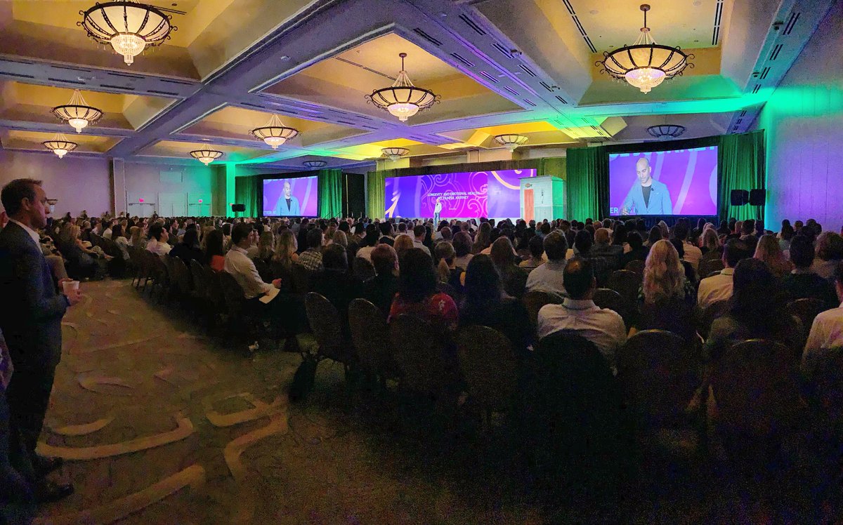 virginpulse's tweet photo. Our opening sessions are packed with people engaged by #TotalHealthEngagement! @peterattiamd is up now, @Levine_Alison is up at 10:30am! #ThriveSummit #HowIThrive https://t.co/6QXiDwSdBV