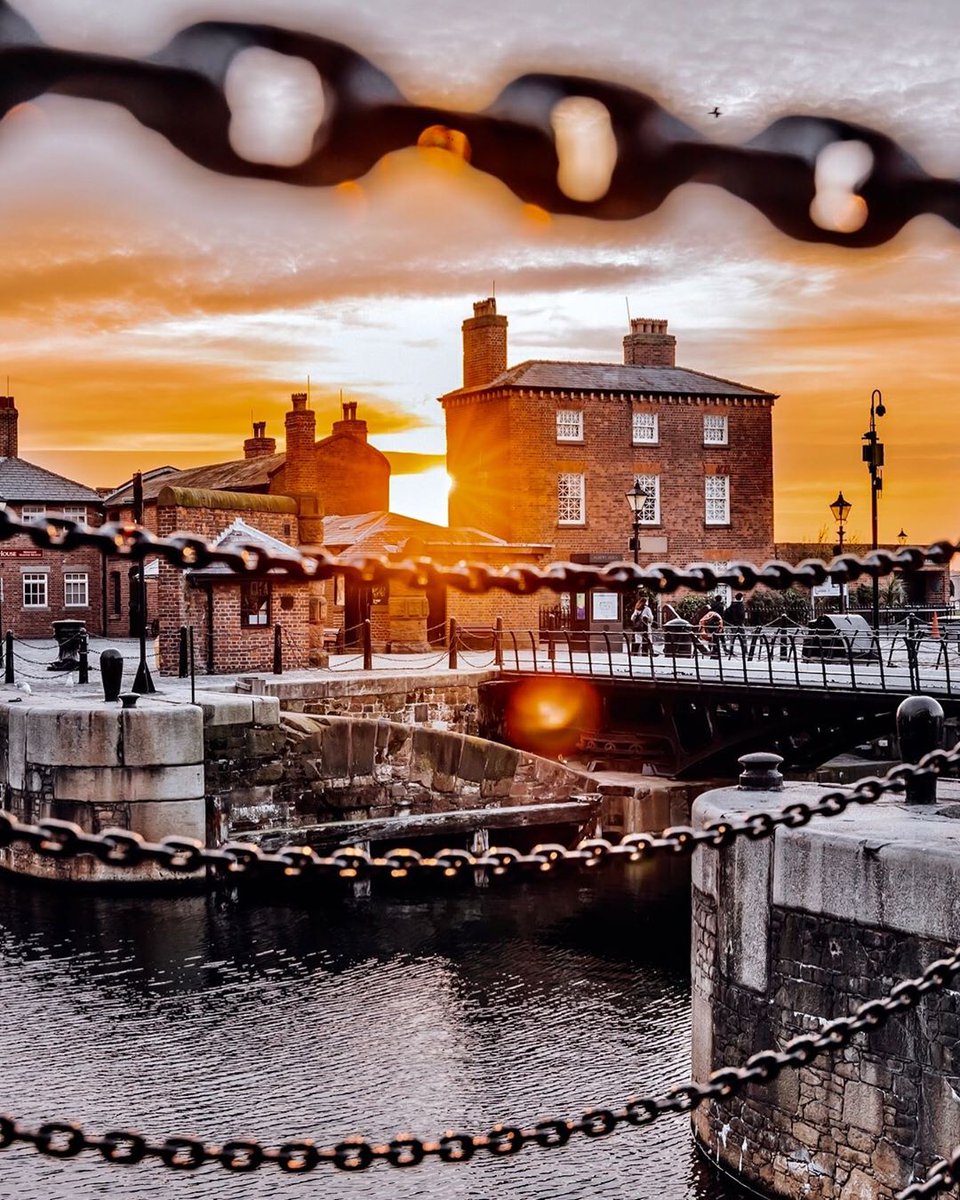 Liverpool and a sunset 😍