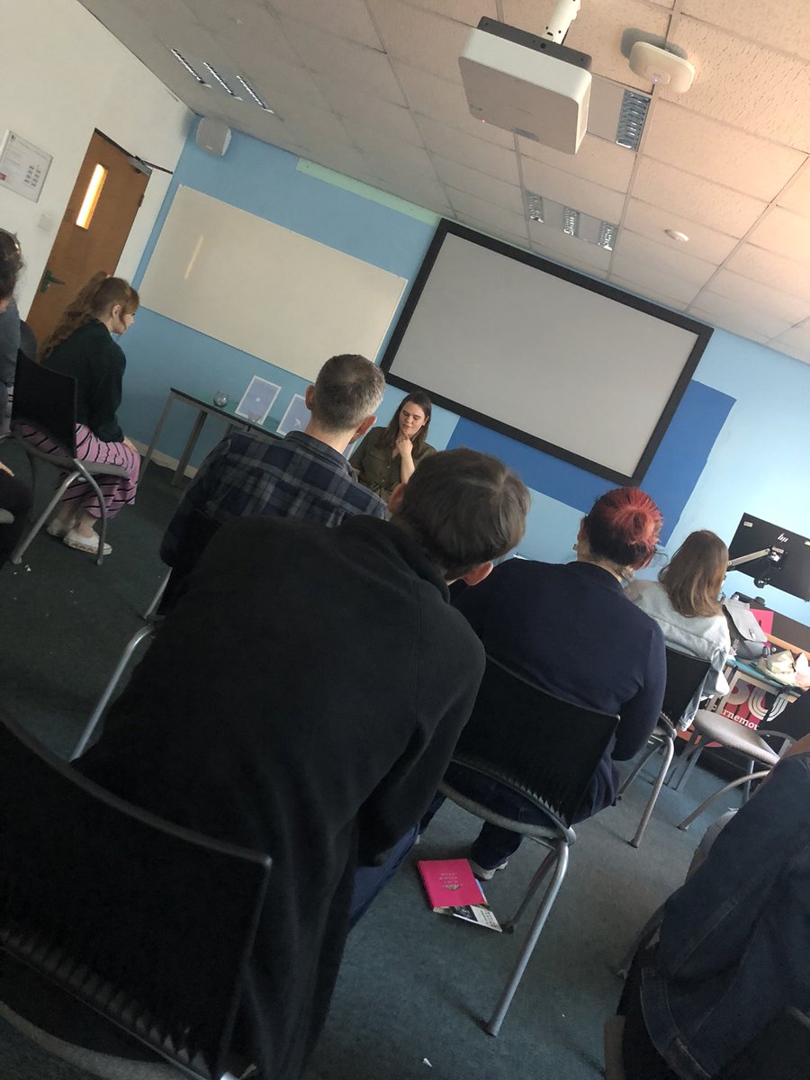 trauma2019's tweet image. Time for some yoga🧘‍♀️ #copingwithtrauma