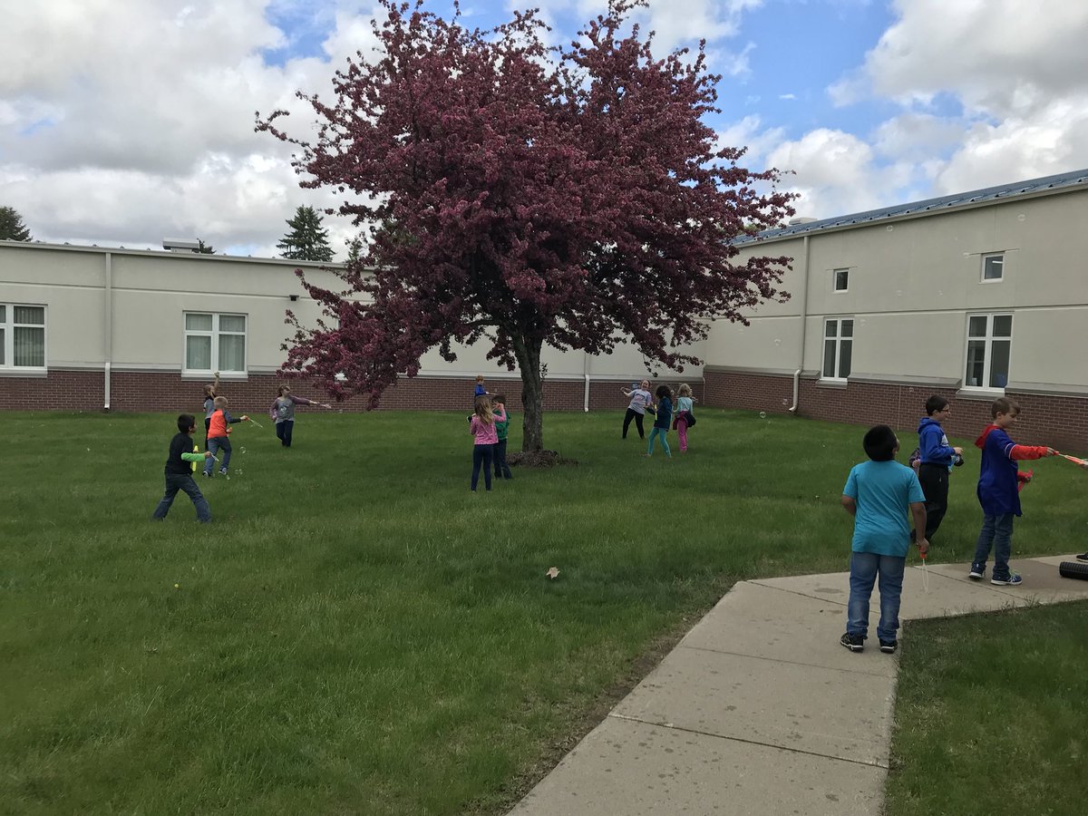 Fun with bubbles!#2020howardwinn