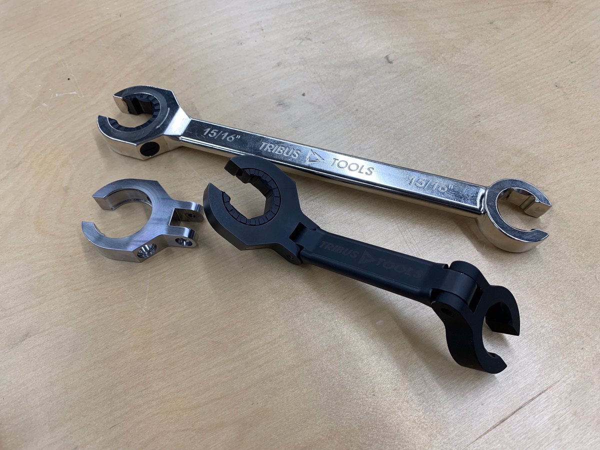TribusTools's tweet photo. Our prototype (rigid head, silver wrench) - compared to our final production, flex head ratcheting wrench.  We found that the flex head gives greater access. #tools #mechanic https://t.co/WT9H9zChKo