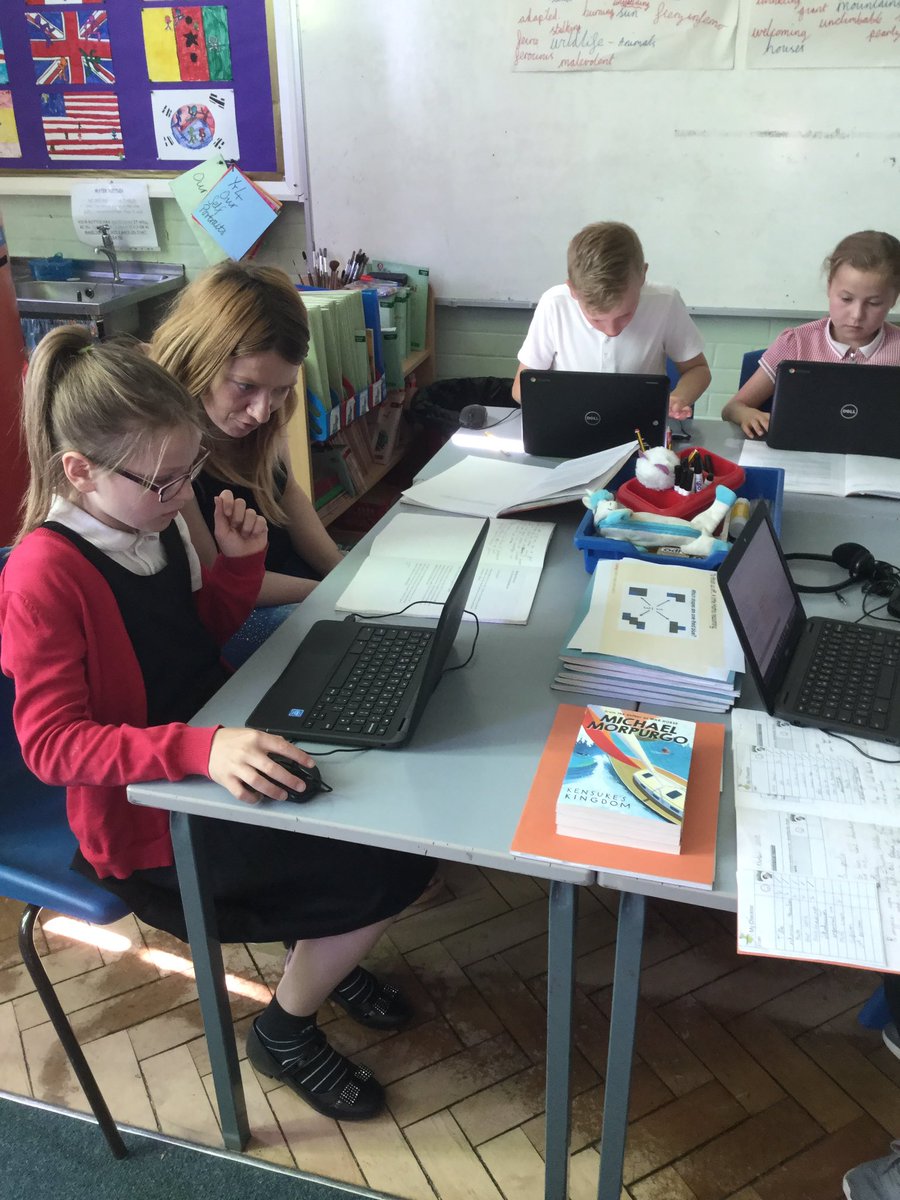 MrReevesKemp's tweet image. This morning, we held a chromebook inspire session in Fossgate. The children had the chance to show off their skills and demonstrate to their parents, all of the amazing things we use technology for. #inspire #techforlearning