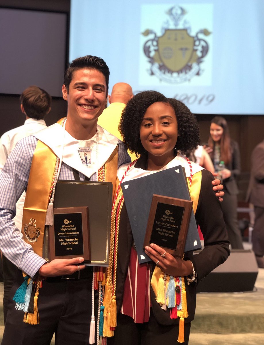 WunscheClass19's tweet photo. Congratulations Mr. and Ms. Wunsche! https://t.co/c35pxBSniQ