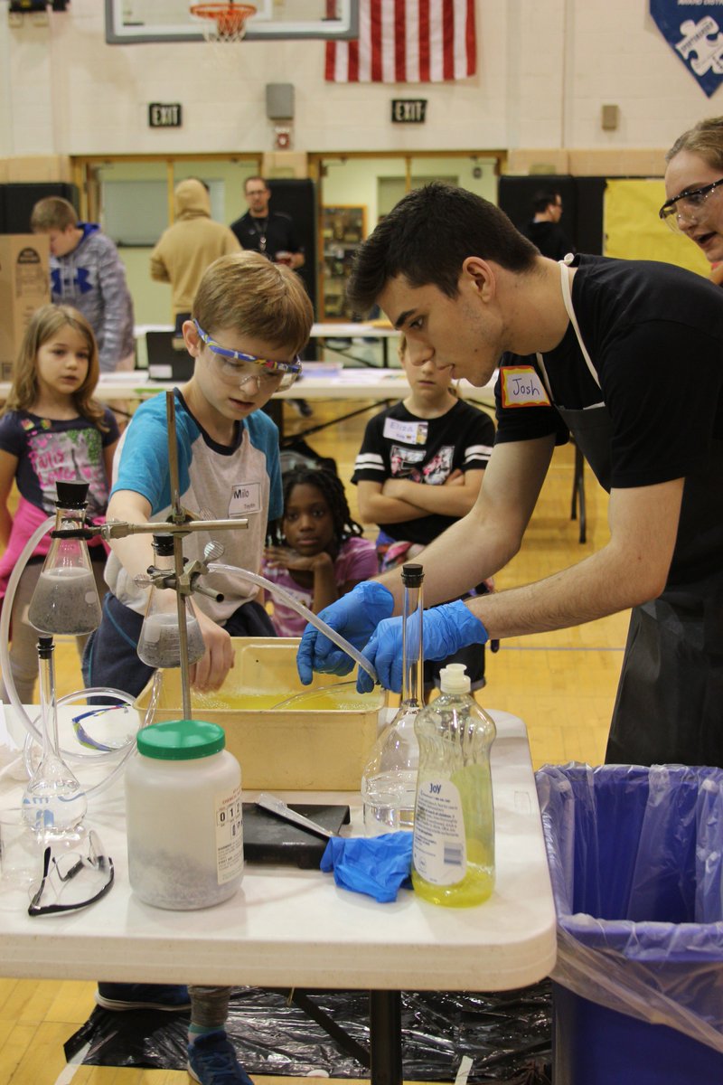 quakervalley's tweet photo. QVHS Students are sharing their STEAM projects with elementary students today as part of #RemakeLearningDays https://t.co/abRqIe6p0Q