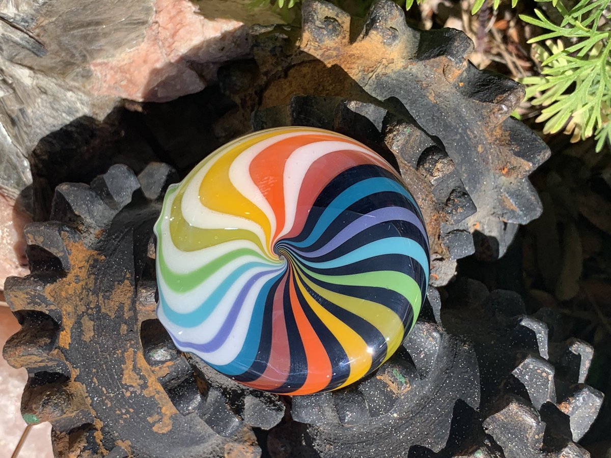 Rainbow spiral wig wag available. Dm me