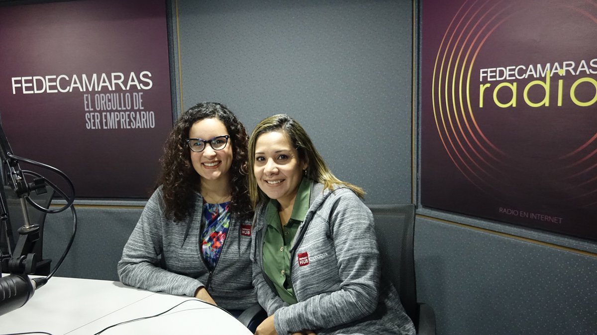 FedeRadioVe's tweet photo. #AlAire 🎙️ #Emprendimiento con el equipo de @ImpactHubCcs Aura Matheus @aumatheus y Adriana López @adryelo por https://t.co/s1yebIRdLe #22May #ImpactHubCCS https://t.co/vdoZ6rDt6T