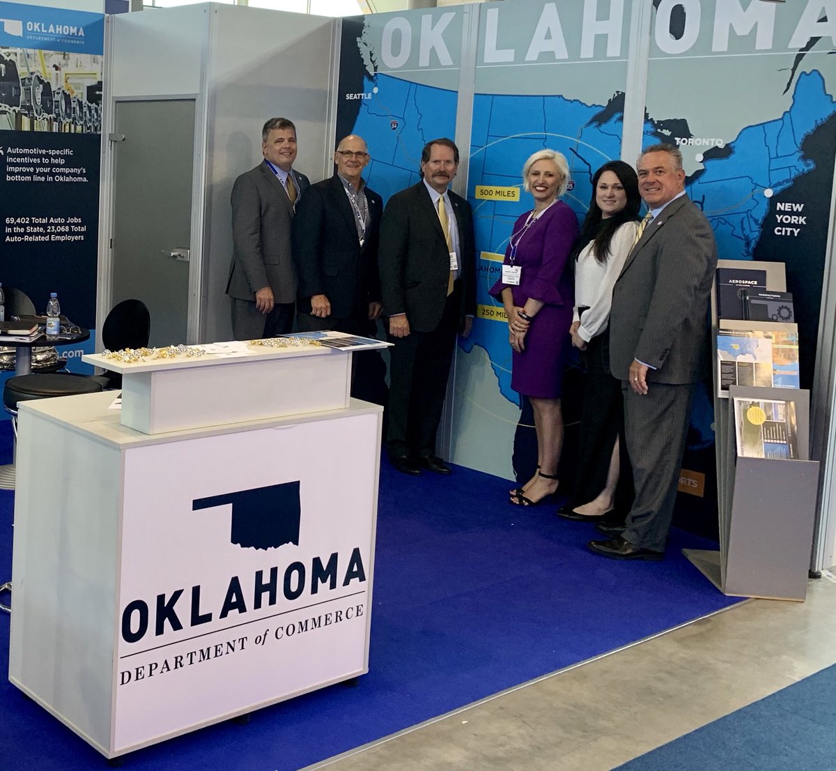 JSpringer20's tweet photo. In Stuttgart with the Oklahoma delegation at the Automotive Testing Expo 2019 speaking with automotive parts manufacturing companies about expanding into the U.S. through a location in Oklahoma. #oklaautofdi https://t.co/qSYO9D6DKX