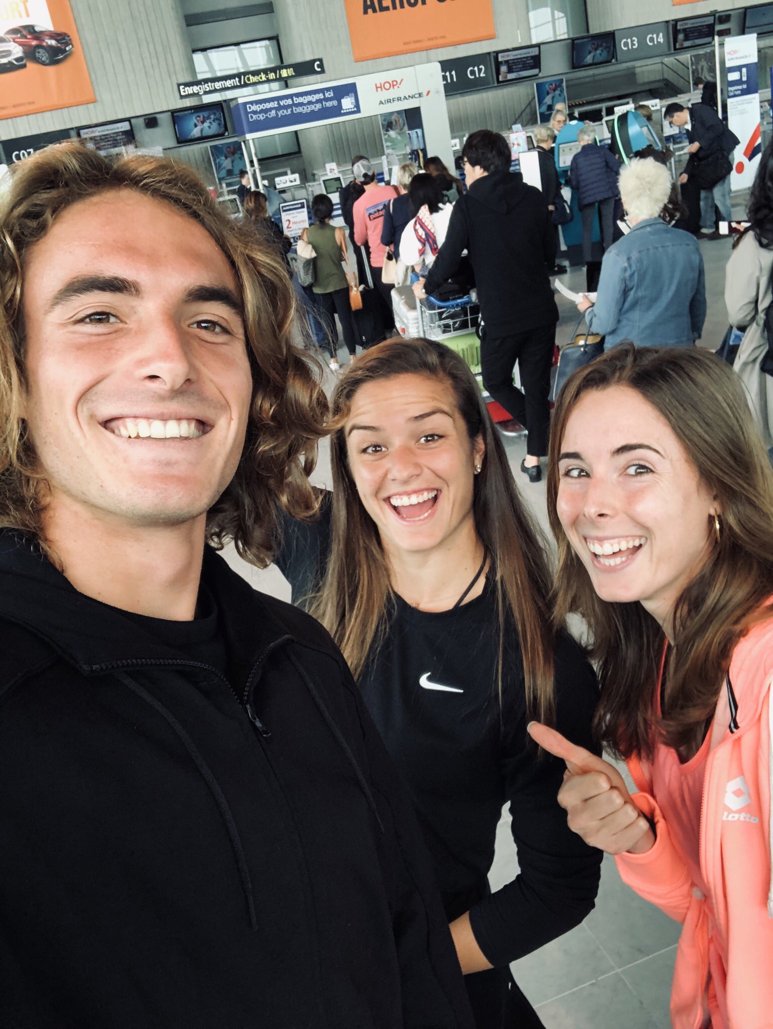 Stefanos Tsitsipas On Twitter It S Possible She Said