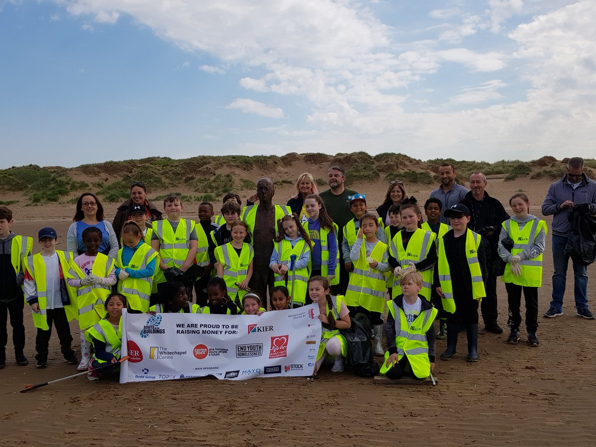 kierconstruct's tweet photo. Day 3 Give it some welly at Crosby Beach collected 10 bags of rubbish from the beach with help from St Cuthberts and St Sebastian School #BootsonforBuildings #kierlp https://t.co/ZX10MCS6UI