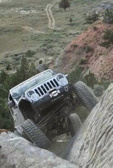 Good morning jeepers. Its Hump day. Yall get out and have a wicked adventure today. Keeper upright. ✌