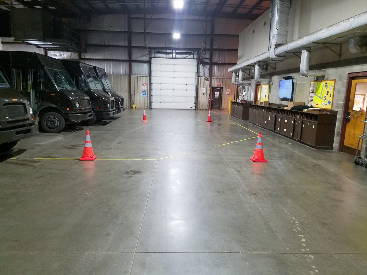 SafetyStJoe's tweet photo. Distracted walking. Drivers walked a course while reading a diad message outloud on their way to package cars. Workgroup was pretty focused on message did they see the hazard written on ground. Message will be sent later what the hazard was that was written on the floor. https://t.co/HowGkrwJwg