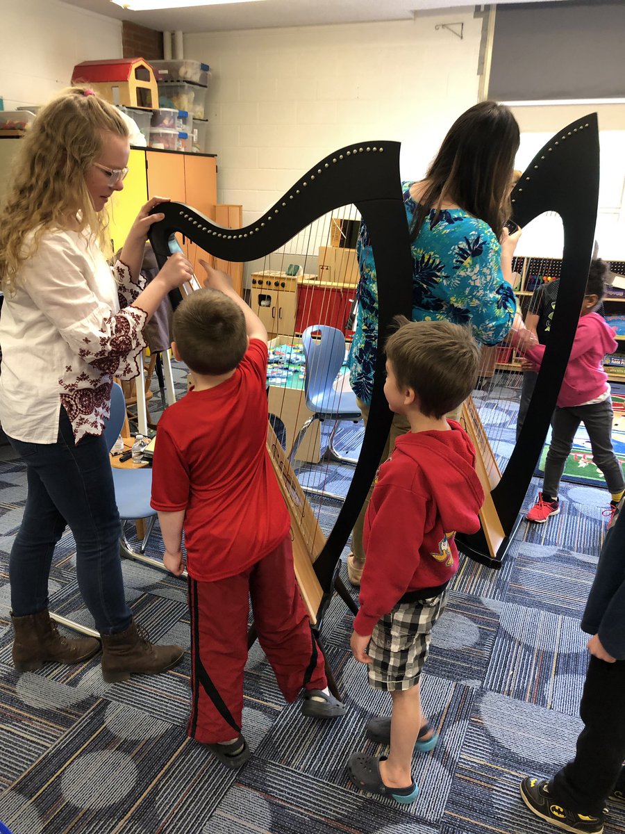 KinderStreaks's tweet photo. AM Class visit with Carol Gord and her Harp! #musiceducation #kinderstreaks https://t.co/G1IJnwHZhe