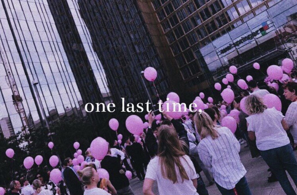 OnlyTrvstMyself's tweet photo. vecchi ricordi...❤️ #OneLoveManchester #manchester #arianagrande #22may2017 https://t.co/Wlhftp0puy