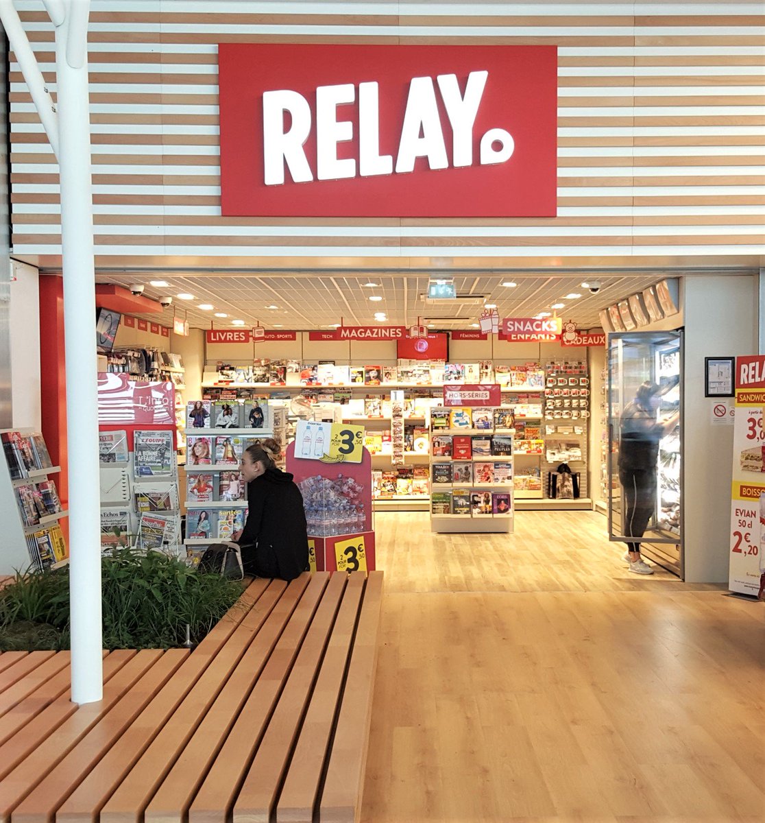 DRWorks_DRW's tweet photo. Toujours les mêmes contraintes techniques spécifiques aux #travaux en zone réservée en #aéroport pour ce Relay Last minute de @BlagnacToulouse : nuisances sonores, accessibilité, sécurité incendie renforcée, sûreté, travaux de nuit
https://t.co/XtMcwfcwaX https://t.co/JK9JE3nC8Q