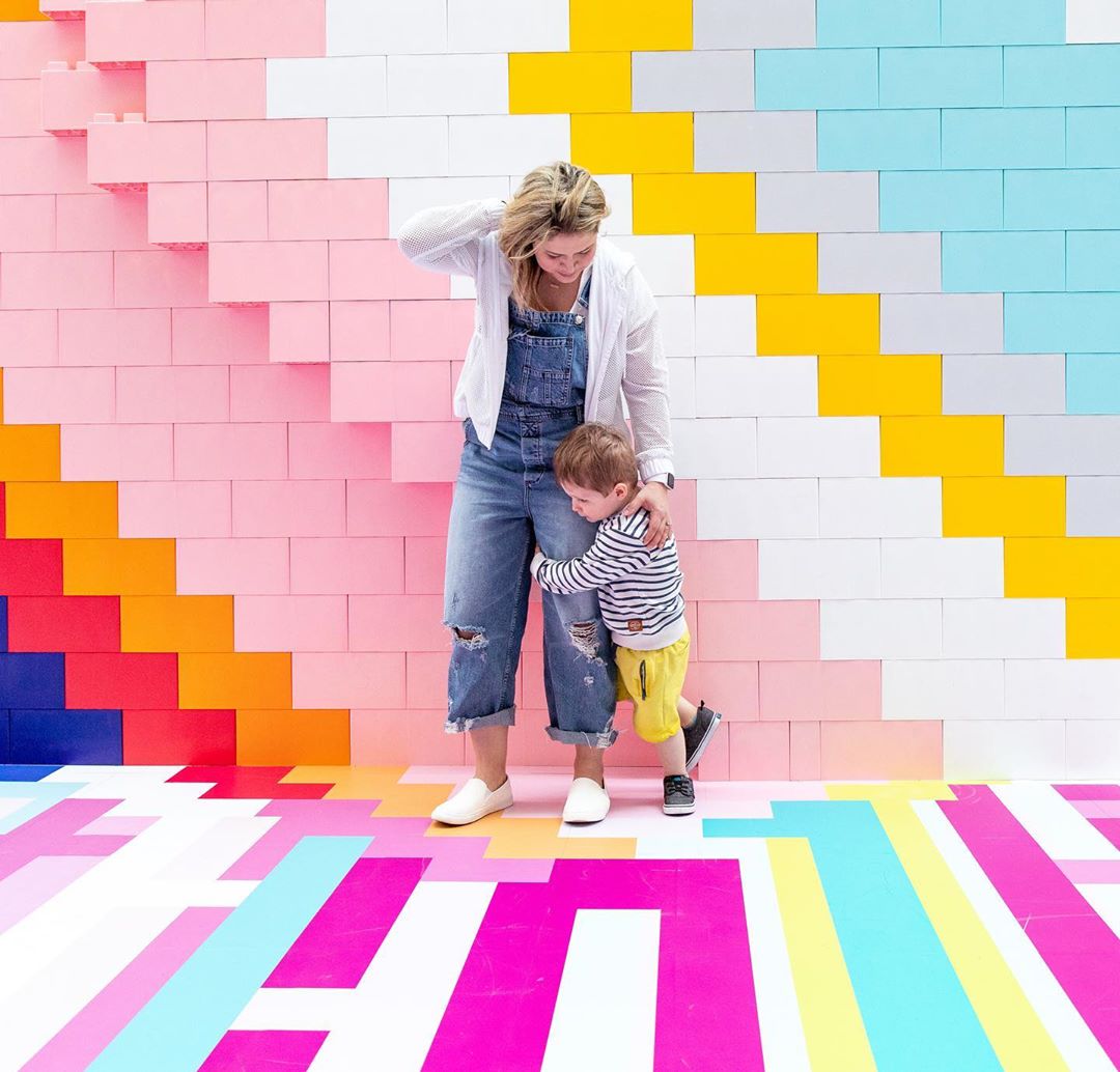 EverBlock's tweet photo. Pastel Paradise 🦄 at the #CHROMAYYC Exhibit located in @southcentremall! Let #EverBlock help design your next pop-up exhibit!
#southcentremall #chroma #pastel #pink #princess #princesspink #cottoncandy #popup #popupshop #coolpopup #popupexhibit #popupevent #artshow #artexhibit https://t.co/hz8CJ2dC4A