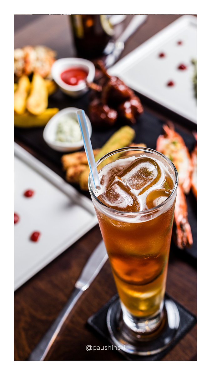 paushinski's tweet photo. Ata nisiwasumbue sana. Nilikuwa tu ninawauluzaaaa, 'Mko?'
#WhiteCap
#BigBrunch
#HappyHour
#PlatterForTwo
#TheWhiteCapBigBrunch https://t.co/bLth9Hu8x4