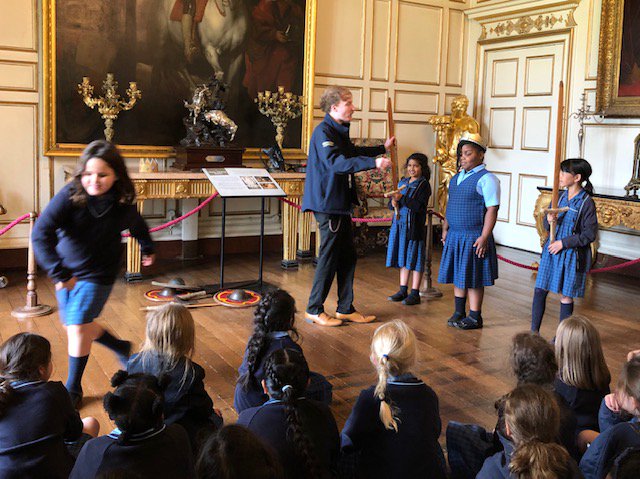 NGHSJuniors's tweet photo. Thank you @WarwickCastle and @WCastleSchools for a brilliant day! Mazes, falconry, archery, helping a Princess, lots of learning and lots of fun! #HorribleHistoryMaze #falconry #archery #MeetTheMonarchs #PrincessTower #WarwickCastle https://t.co/cT9nzZWxwF