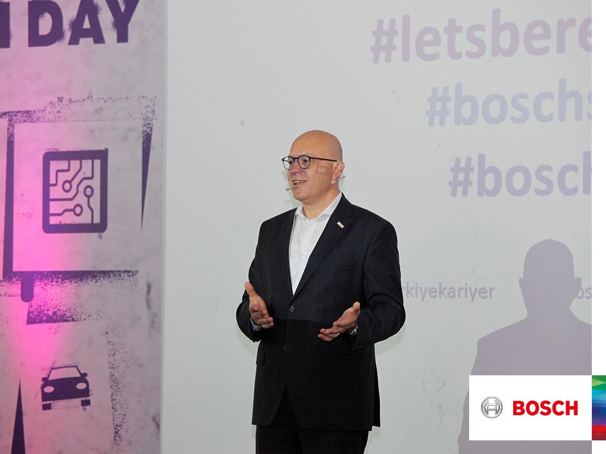 BoschTurkey's tweet photo. Bugün gerçekleşen Bosch STEM Day’de lise ve üniversite öğrencilerini Küçükyalı Genel Merkezimizde ağırladık.
Profesyonel mühendislerle öğrencilerin bir araya geldiği STEM Day katılımcılarına teşekkür ederiz. Gençleri farklı projelerinde desteklemeye devam edeceğiz. #BoschStemDay https://t.co/f79V7aFIF2