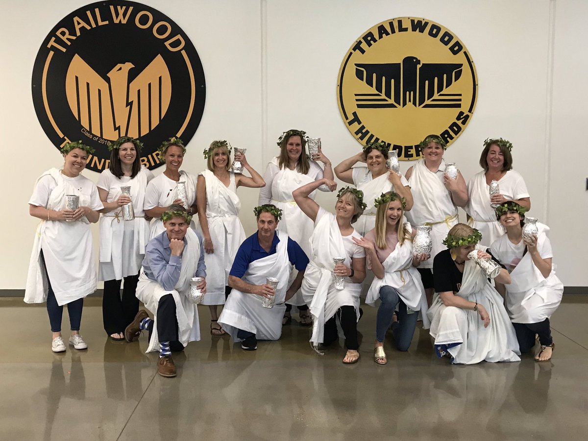 trailwoodsmsd's tweet photo. @trailwoodsmsd staff performers at the talent show today.
@theSMSD https://t.co/Hyp7GwgJme
