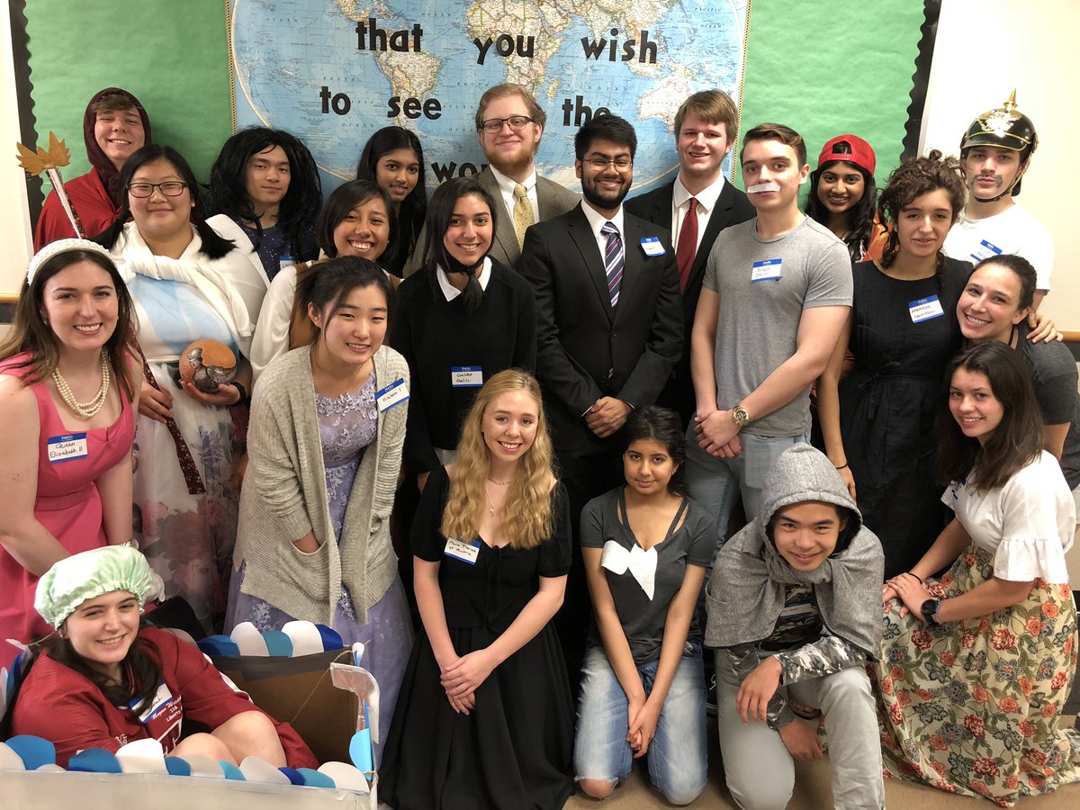 LHSRedhawks's tweet photo. European History Celebrity Dinner Party in action! Our amazing AP Euro teacher Ms. Mayfield creating an environment of creativity and learning with her students! ๐๐ป #FISDLEARNS #LHSLEARNS #LearningNeverStops https://t.co/q4nDPiJk1n