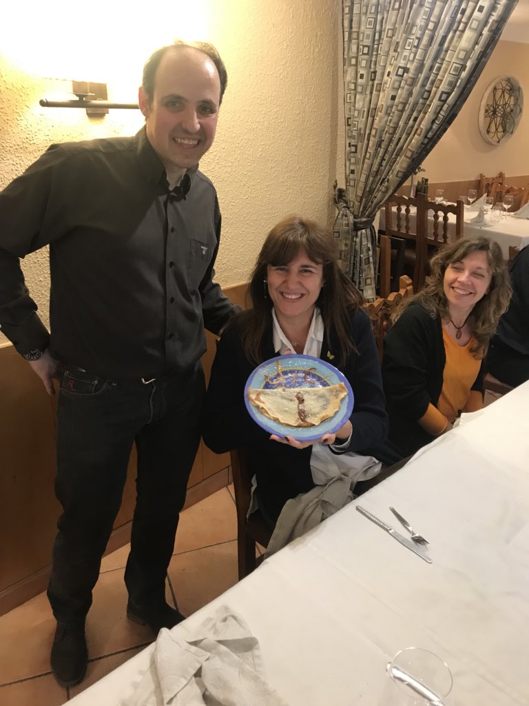 LauraBorras's tweet image. Ha estat un plaer acompanyar l’estimada companya del @parlamentcat i futura alcaldessa de Sort @immagallardo i la seva llista de @JuntsPerSort a Llessui, Altron, a la Vall d’Àssua. Un equip de persones treballadores que vol construir país des dels Pirineus. Gràcies i endavant!