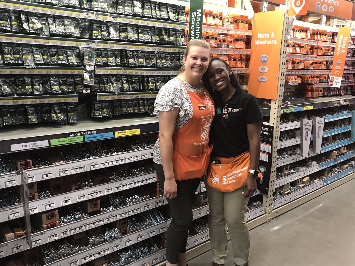 Great crown bolt partnership in 6959, shout out to Holly and Christy and supervisor Tameka!!