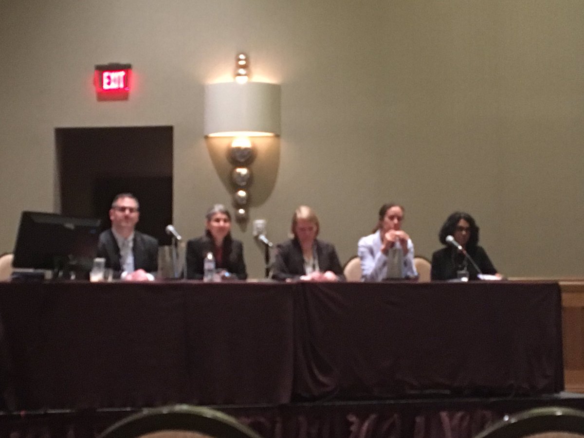 ATS_Integrative's tweet photo. Bravos to Dr. Seaman for sharing her work in how to implement family meeting in ICU’s. #ATS2019 #ATSNursing.
Awesome presentation from all presenters. @von_visger https://t.co/uffdeBXKoA
