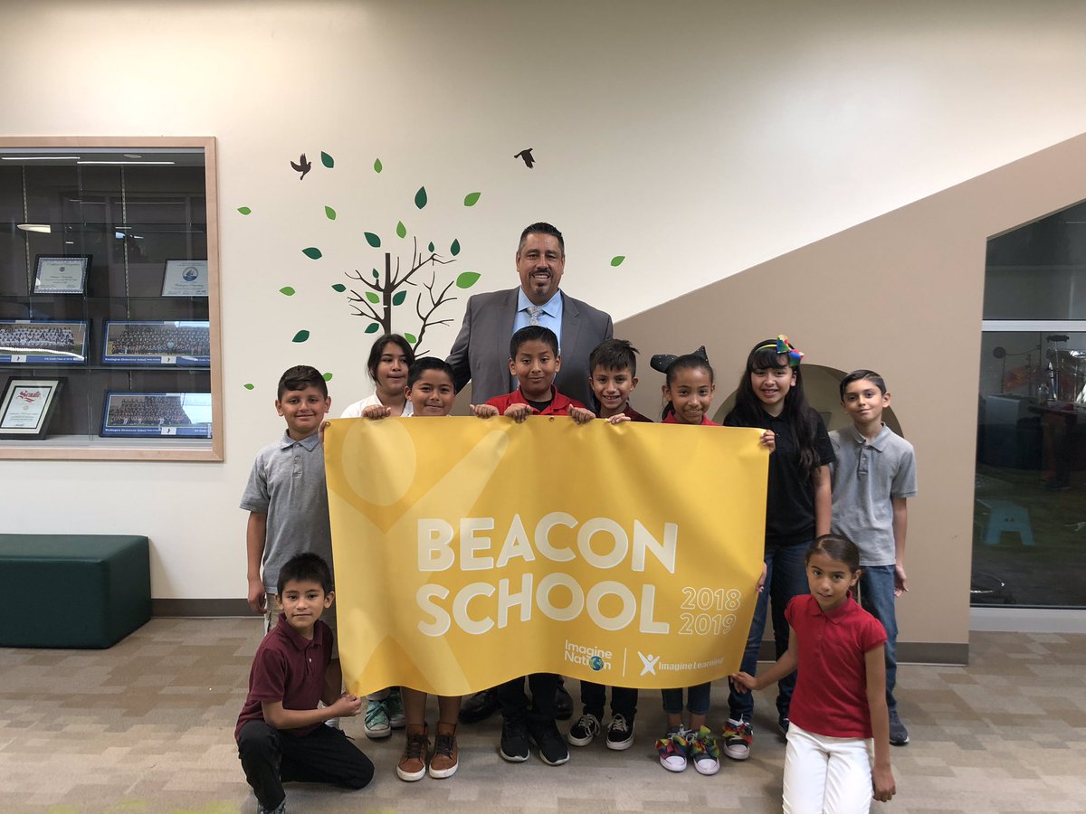 WashingtonPUSD's tweet photo. Washington Elementary has been Nationally recognized as a 2019 Imagine Learning Beacon School. @PomonaUnified #Proud2BePUSD @IMAGINEdanLEARN https://t.co/YEkCfP4M66