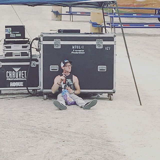 JuddHoos's tweet photo. Help us wish our hard working and bad ass sound guy @mike.grosek a Happy Birthday! We ❤️ you Mikey! .
.
.
.
#rastamikey #birthday #soundguy #lightguy #supercrew #juddhoos #humpday #homegrownhuman

📸 https://t.co/LwthRv6BH0 via https://t.co/wEkaANes2o https://t.co/nCwsKpodB8