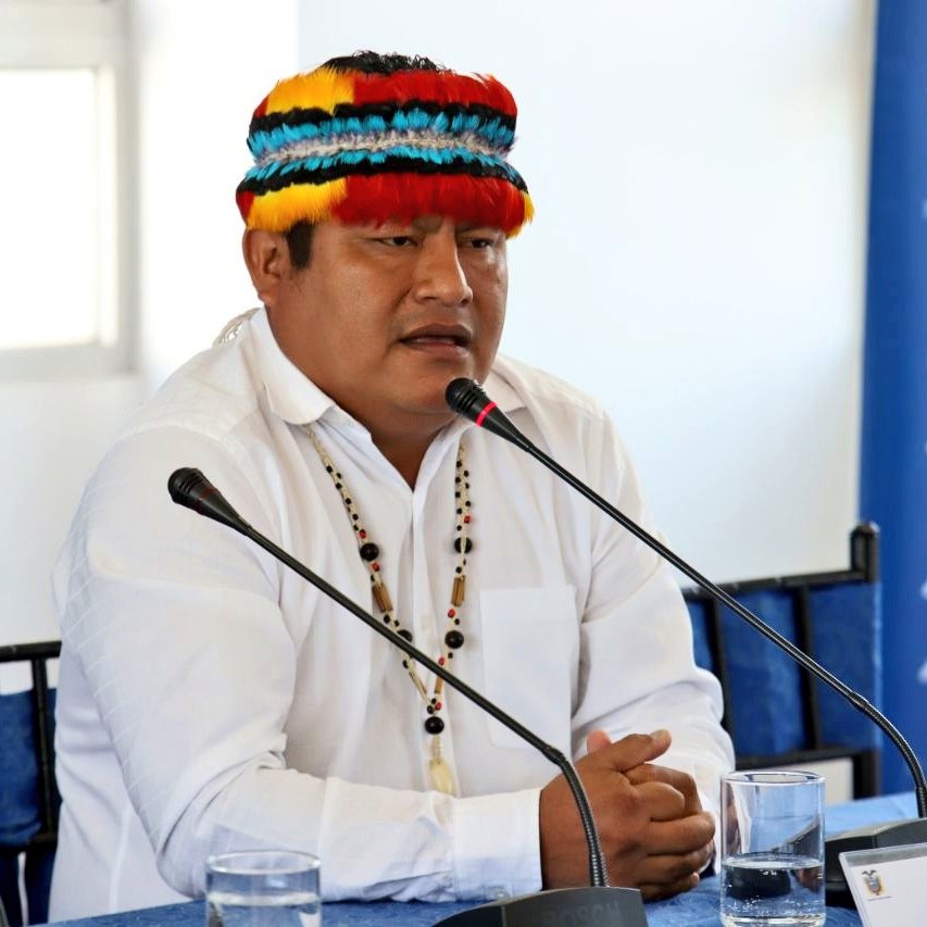 Con representantes de pueblos y nacionalidades hoy en la ciudad de #Quito a través de una mesa de trabajo analizamos las reformas al Código de la Democracia con enfoque intercultural. Impulsamos un reconocimiento real de la democracia comunitaria.