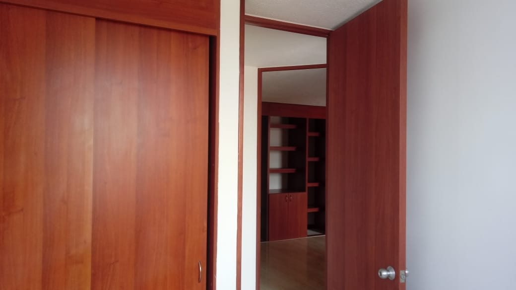 ClientesCASAS's tweet photo. EXCELENTE INMUEBLE UBICADO EN SECTOR DE ALTA VALORIZACIÓN,  MUY CERCA AL  NUEVO CENTRO COMERCIAL EL EDÉN, SECTOR FAMILIAR, PISO 8,  CON ASCENSOR,  MAS INFORMACION: https://t.co/GQTFjfYECW https://t.co/bE7vmhtqmR