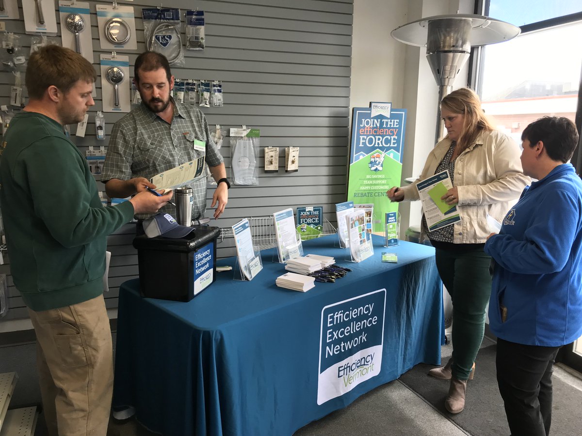 TheGraniteGroup's tweet photo. Scenes from yesterday's big grand opening celebration for our branch in St. Albans, VT. Tim and his team had the place jumping! #thebestpeople #thebestservice #thebestproducts https://t.co/ozKNin7f6P