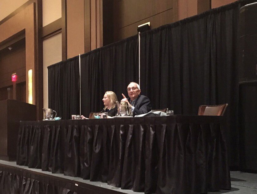 wegrowpr's tweet image. Excellent sessions at #indooragcon2019 
Gene Giacomelli from @ArizonaCEAC and Nikola Kerslake from @containag discussing accelerating #indoorag