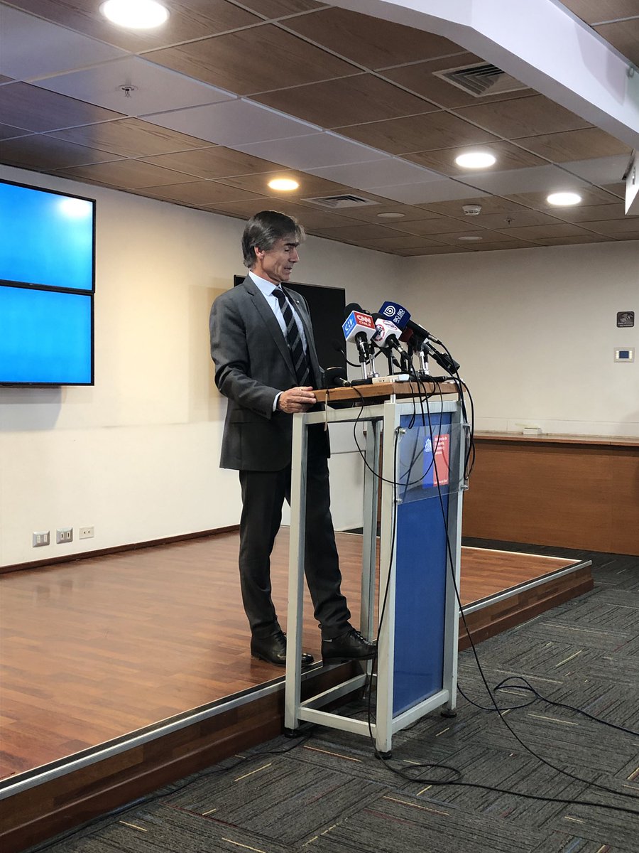 PgallardoPulso's tweet photo. Según ministro José Ramón Valente la lógica de la instancia, es que el director del INE pueda recurrir para solicitar asesoría con independencia de la autoridad de turno. Agrega que se trata de un consejo asesor, no vinculante a las decisiones del INE @pulso_tw https://t.co/p7btuJZRrD