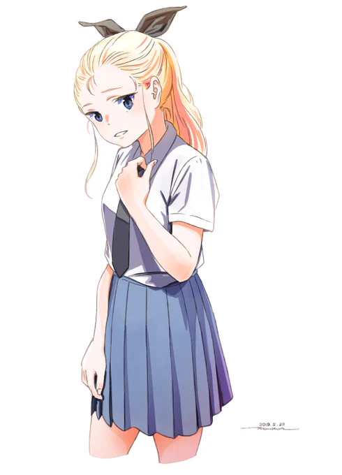 夏日になると聞いて衣替えしたアッサム様 