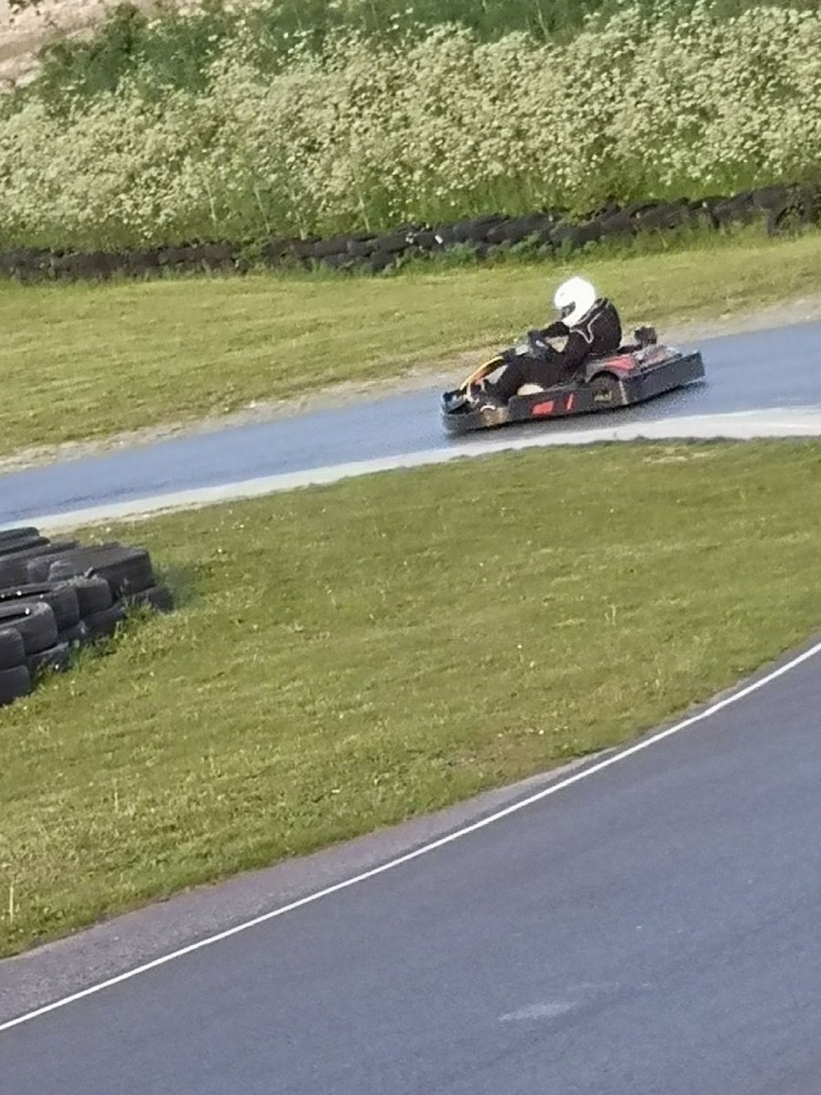 ThomasRHammond's tweet image. Brilliant evenings karting for @AshtonsLegal for the brilliant charity event organised by @knights_lowe. Was a evening of great fun. Although @AlexanderCurnow getting fastest lap of all was impressive @NatAdams95 was also a great sport in racing tonight. Well done team #Ashtons