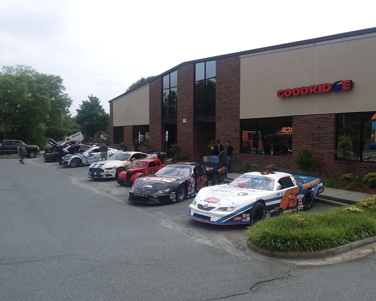 GoodridgeLTD's tweet photo. Goodridge celebrates the relocation of the Goodridge Racing facility in Mooresville, USA. Supported by some of our sponsors!
#Goodridge #GoodridgeRacing #Racing #Motorsport #Global #FluidTransfer #PerformancePlumbing #Hoses #ANFittings #Manufacturing #USA #Mooresville https://t.co/AsWnbEuZST