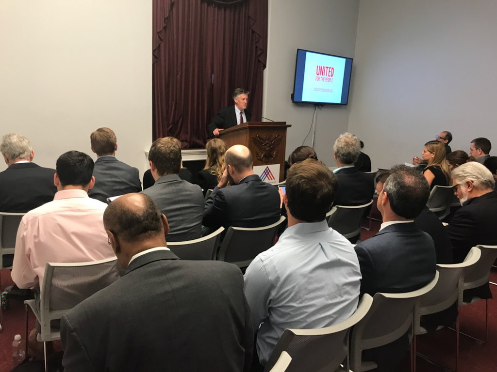 usapromise's tweet photo. American Promise President @ClementsJeff briefs a bipartisan group of Representatives about the #28thAmendment. #HJRes2 #GetMoneyOut https://t.co/UWloRrRHYK