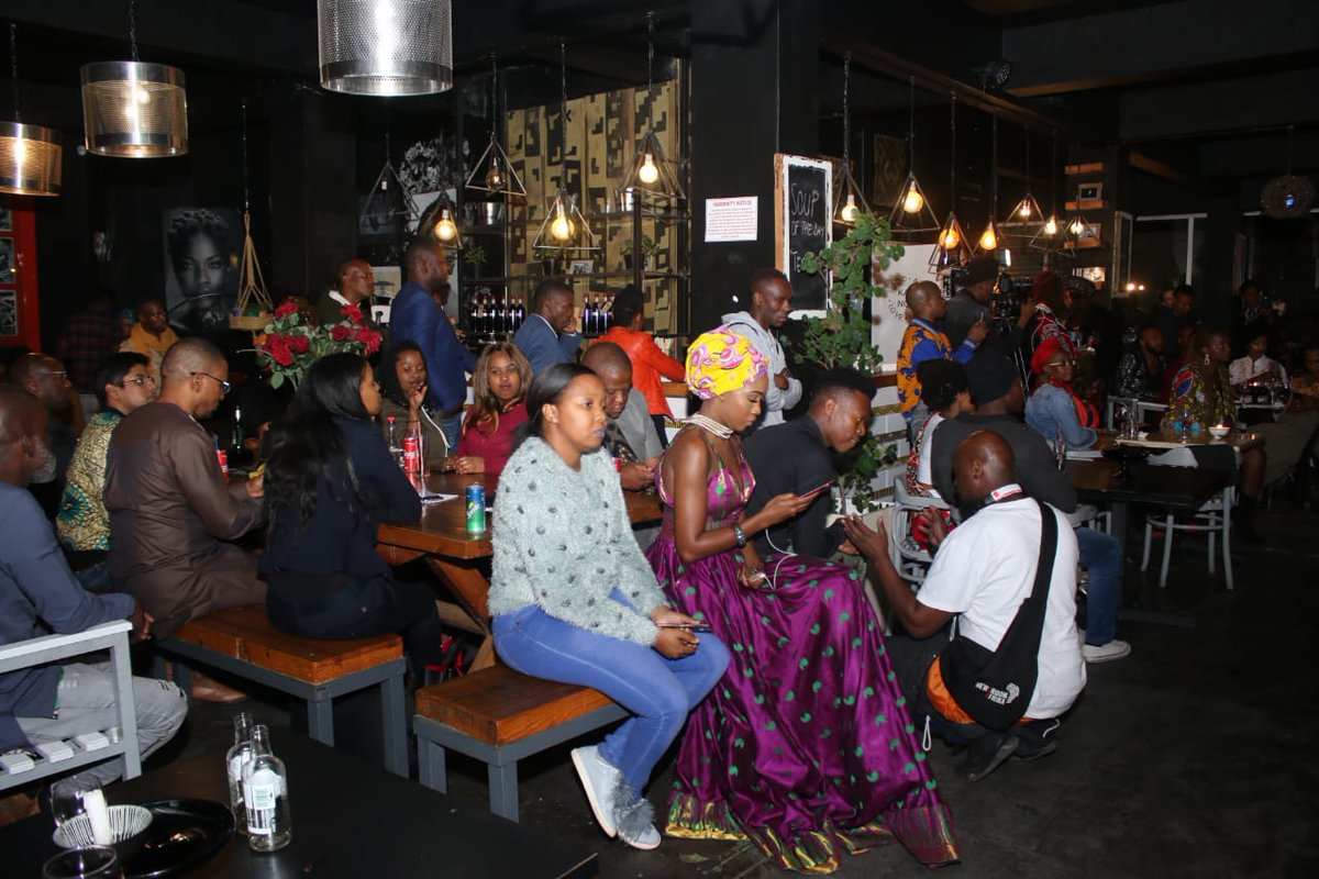 BDB_Africa's tweet photo. Thank you ALL for coming, it was a splendid evening. See you all tomorrow at the @SciBono Discovery Centre 
#BDBAYS2019 #OpeningCocktailAwards  #breakingdownbordersafricayouthsummit #ReclaimAfrica https://t.co/m30oPHcHwG