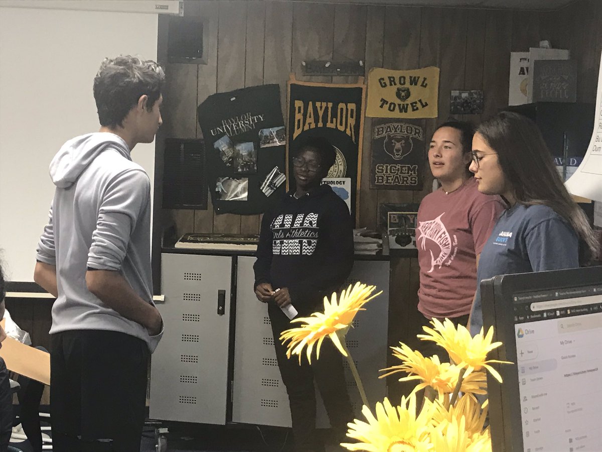 baylor1995's tweet photo. #HMSYES2019 A Day in the Life groups practicing their presentations for POL day ! https://t.co/P6VwAGIOHj