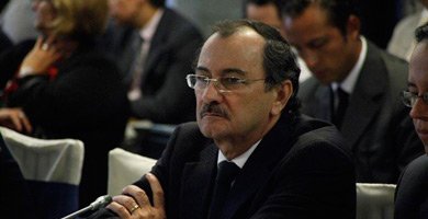 el_alerta's tweet photo. La #Interpol retira al excontralor #CarlosPólit de la lista de personas con difusión roja; debido a la motivación política que existe detrás del caso. #AlertaCuenca
Vía: https://t.co/qXVinANweV https://t.co/ORz48Vl5GE
